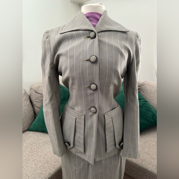 vintage 1940s suit set// FOUR PIECE grey + purple pinstripe - Picture 15 of 16